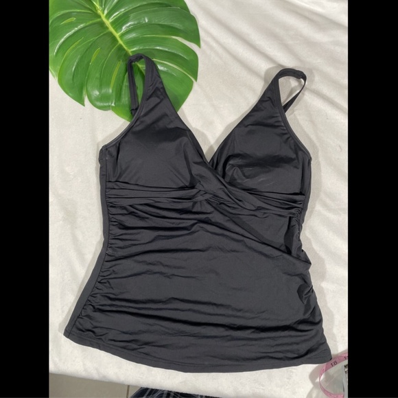 NEW $105 Sea Level Cross Front Tankini‎ Top in Black [SZ 10 US ] - Picture 4 of 12